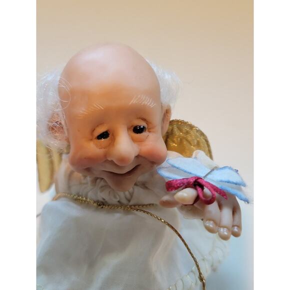 Goebel Richard Simons Reminder Angel Figurine Remember: Be Kind to Animals - Picture 9 of 14